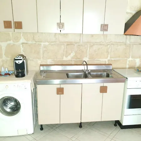 Studio In 1 Km From The Beach Trani